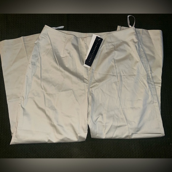 🆕 women’s florence + Fred pants - Picture 2 of 5